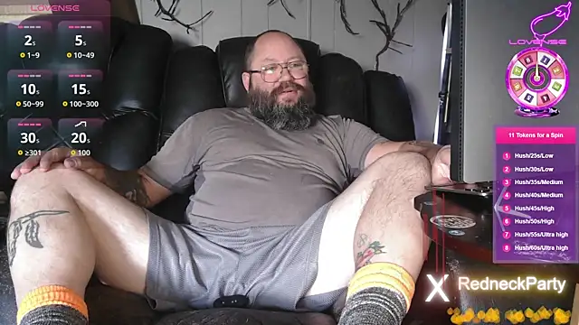 RedneckWants2PlayNow online show from April 17, 2026, 3:04 pm