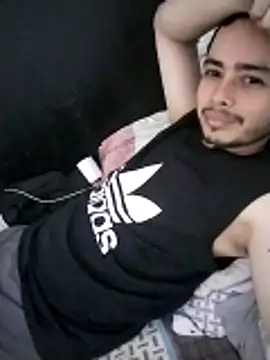 Snapshot of Gasparin32 chatting on March 10, 2026, 4:49 am Gasparin32 online show from March 10, 2026, 4:49 am