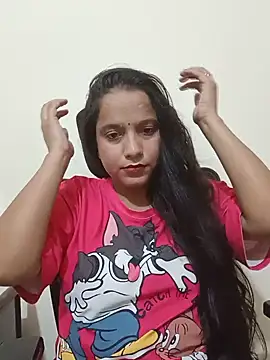 Snapshot of Simran-Kaur143 chatting on July 10, 2026, 9:53 am Simran-Kaur143 online show from July 10, 2026, 9:53 am