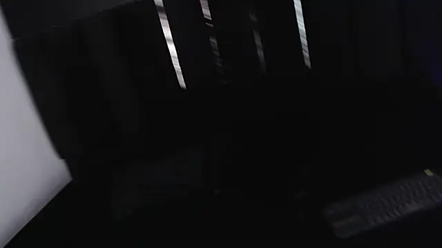 Snapshot of zander_2120 chatting on March 1, 2025, 3:10 am zander 2120 online show from March 1, 2025, 3:10 am