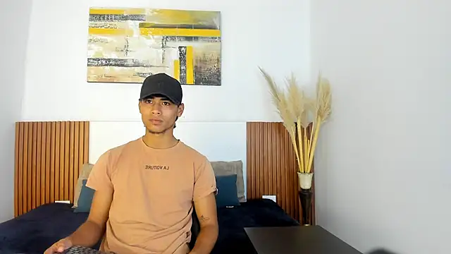 Snapshot of zander_2120 chatting on October 8, 2025, 12:39 pm zander 2120 online show from October 8, 2025, 12:39 pm