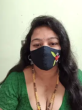 neelu-hoty online show from October 8, 2025, 8:16 am