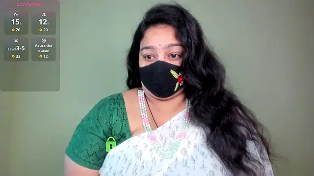 Snapshot of neelu-hoty chatting on June 19, 2026, 8:31 am neelu-hoty online show from June 19, 2026, 8:31 am