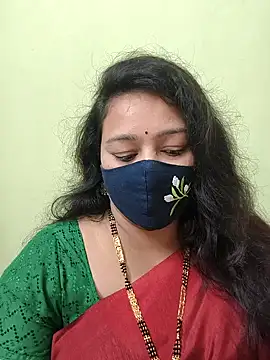 neelu-hoty online show from April 23, 2026, 3:35 pm