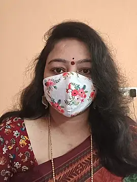 neelu-hoty online show from March 9, 2025, 12:42 pm