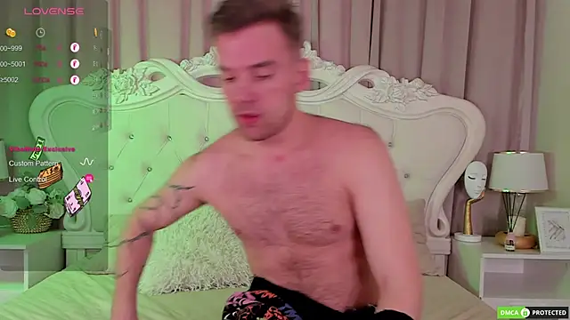 Snapshot of ArthurWhitee chatting on November 6, 2025, 8:51 am ArthurWhitee online show from November 6, 2025, 8:51 am