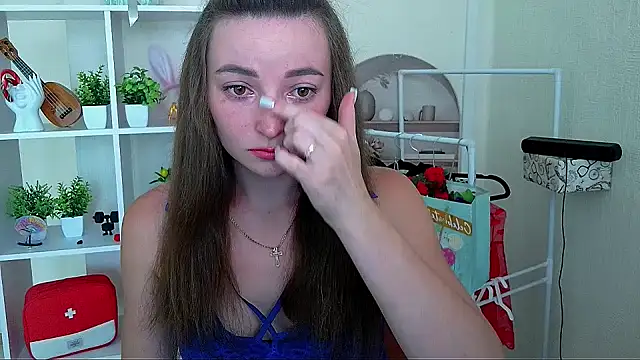  Barbie Kiss  online show from June 30, 2026, 3:34 pm