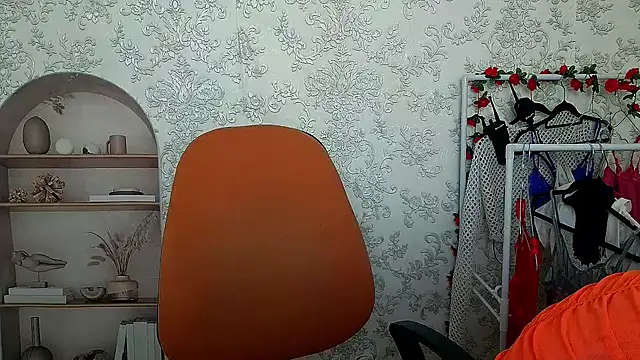 Snapshot of _Barbie_Kiss_ chatting on September 13, 2025, 3:12 pm Barbie Kiss online show from September 13, 2025, 3:12 pm