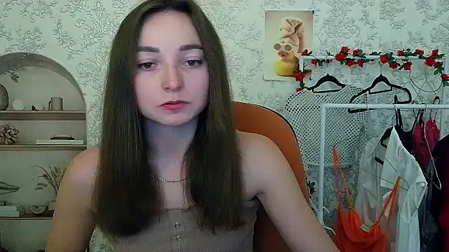 Snapshot of _Barbie_Kiss_ chatting on November 20, 2025, 1:01 pm Barbie Kiss online show from November 20, 2025, 1:01 pm