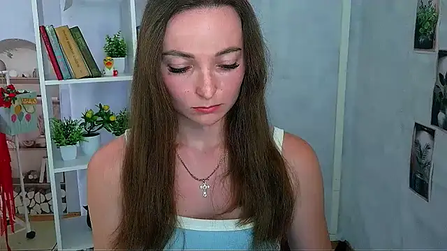  Barbie Kiss  online show from July 16, 2026, 4:04 pm