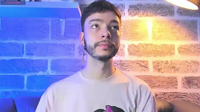 Snapshot of noah_ricci chatting on November 5, 2025, 12:41 pm noah ricci online show from November 5, 2025, 12:41 pm