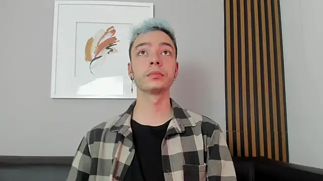 Snapshot of noah_ricci chatting on March 10, 2025, 12:06 pm noah ricci online show from March 10, 2025, 12:06 pm