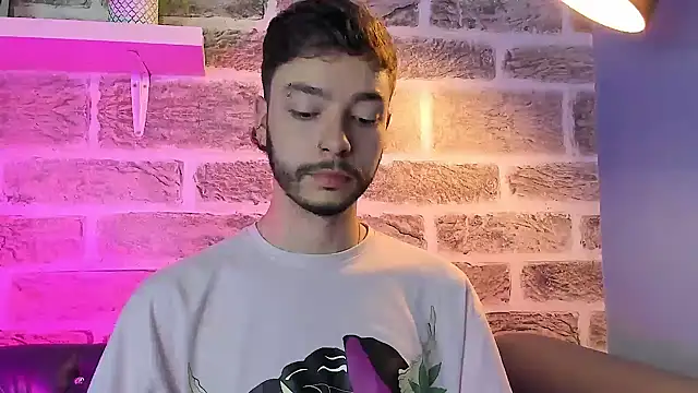 Snapshot of noah_ricci chatting on September 9, 2025, 12:36 pm noah ricci online show from September 9, 2025, 12:36 pm