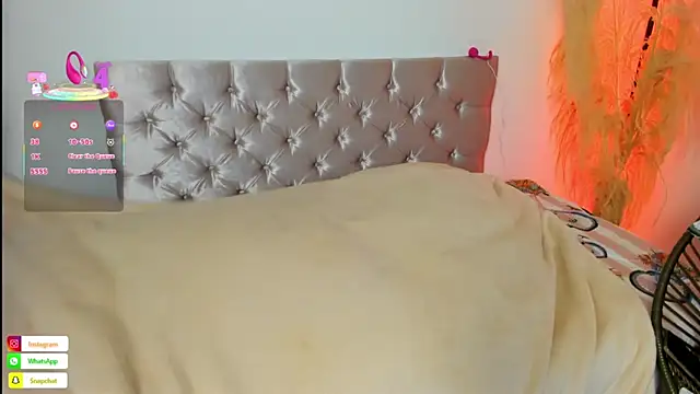 Snapshot of alanavega11 chatting on October 31, 2025, 1:30 pm alanavega11 online show from October 31, 2025, 1:30 pm