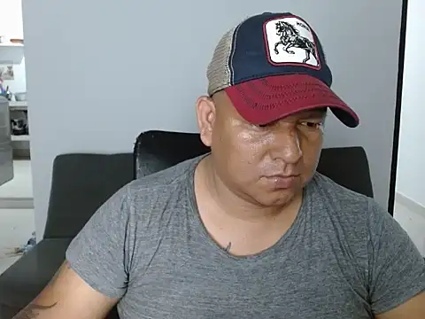 siatodo02 online show from January 11, 2025, 3:55 am