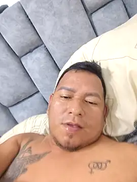 siatodo02 online show from September 25, 2025, 3:34 am