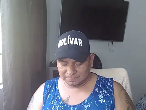 siatodo02 online show from March 3, 2025, 9:15 pm