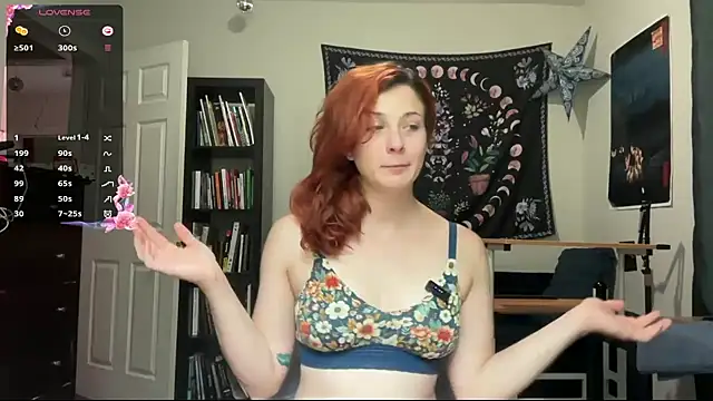 Aria Fields online show from May 27, 2026, 2:13 pm
