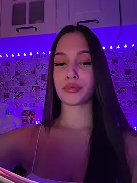 Snapshot of EricaWalls chatting on January 26, 2025, 8:02 pm EricaWalls online show from January 26, 2025, 8:02 pm