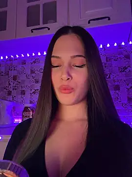 Snapshot of EricaWalls chatting on January 31, 2025, 6:47 pm EricaWalls online show from January 31, 2025, 6:47 pm