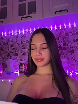 Snapshot of EricaWalls chatting on February 7, 2025, 12:31 am EricaWalls online show from February 7, 2025, 12:31 am