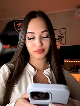 Snapshot of EricaWalls chatting on September 10, 2025, 7:24 pm EricaWalls online show from September 10, 2025, 7:24 pm