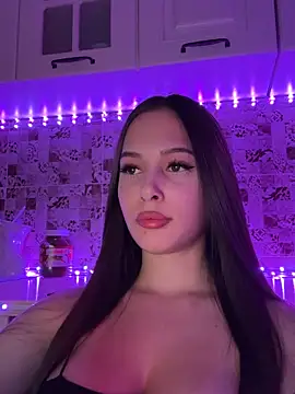 Snapshot of EricaWalls chatting on February 8, 2025, 12:17 am EricaWalls online show from February 8, 2025, 12:17 am