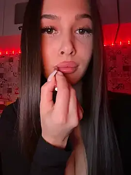 Snapshot of EricaWalls chatting on February 28, 2025, 3:37 am EricaWalls online show from February 28, 2025, 3:37 am