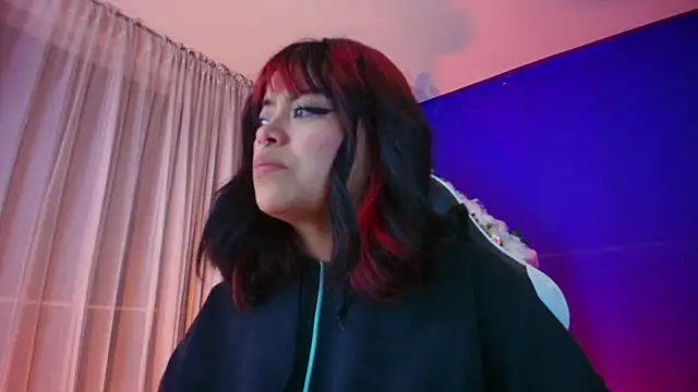 Snapshot of vanelope11 chatting on February 27, 2026, 2:56 am vanelope11 online show from February 27, 2026, 2:56 am