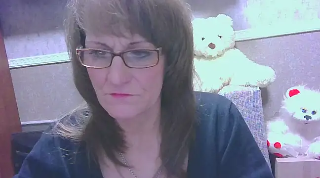 Snapshot of Manulyonok51 chatting on March 4, 2025, 8:27 pm Manulyonok51 online show from March 4, 2025, 8:27 pm