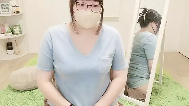 Snapshot of o-Aya-o chatting on October 11, 2025, 2:18 pm o-Aya-o online show from October 11, 2025, 2:18 pm