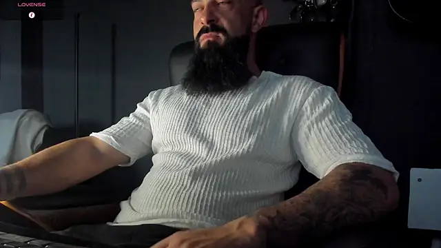 Snapshot of axxelrich_ chatting on September 15, 2025, 4:13 am axxelrich online show from September 15, 2025, 4:13 am