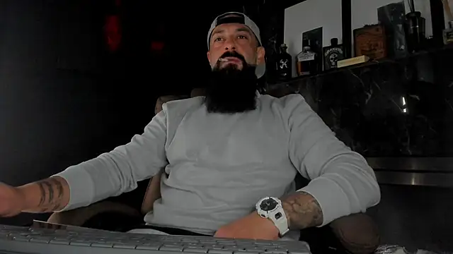 Snapshot of axxelrich_ chatting on October 26, 2025, 5:30 am axxelrich online show from October 26, 2025, 5:30 am