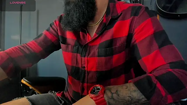 Snapshot of axxelrich_ chatting on September 19, 2025, 4:49 am axxelrich online show from September 19, 2025, 4:49 am