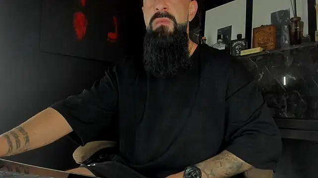 Snapshot of axxelrich_ chatting on October 20, 2025, 3:41 am axxelrich online show from October 20, 2025, 3:41 am