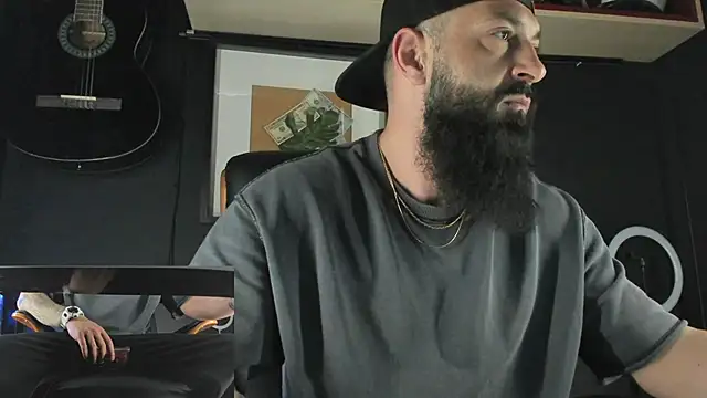 Snapshot of axxelrich_ chatting on February 16, 2025, 11:16 am axxelrich online show from February 16, 2025, 11:16 am