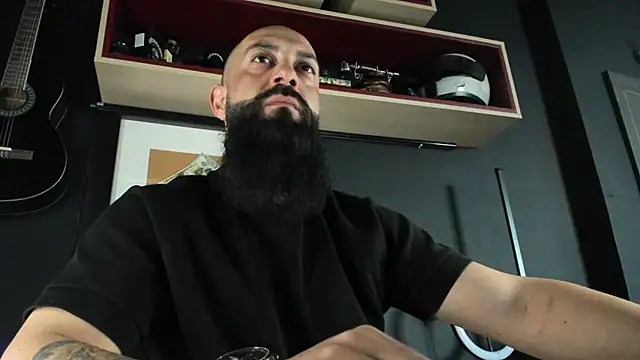 Snapshot of axxelrich_ chatting on February 10, 2025, 6:42 am axxelrich online show from February 10, 2025, 6:42 am