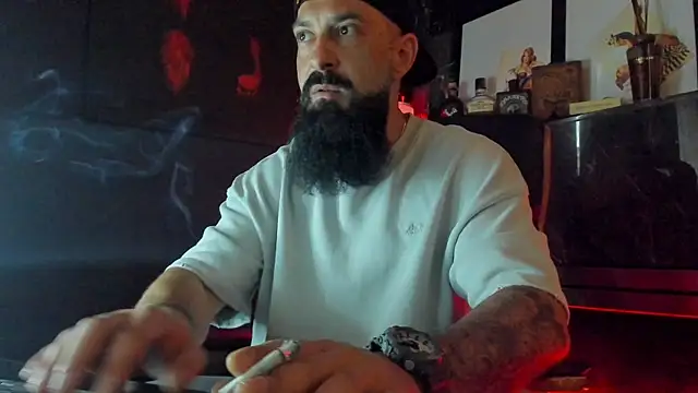 Snapshot of axxelrich_ chatting on September 26, 2025, 5:25 am axxelrich online show from September 26, 2025, 5:25 am