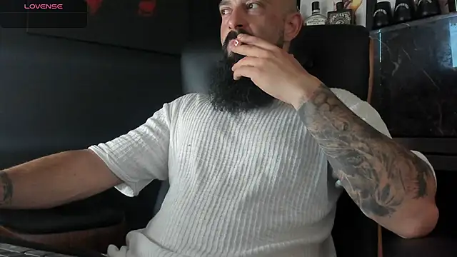 Snapshot of axxelrich_ chatting on September 20, 2025, 5:12 am axxelrich online show from September 20, 2025, 5:12 am