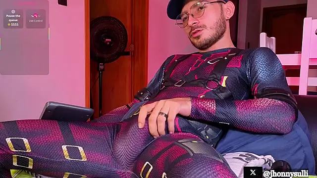 Snapshot of jhonny_sulivan chatting on October 30, 2025, 4:04 pm jhonny sulivan online show from October 30, 2025, 4:04 pm