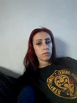 Snapshot of kriszy_baby chatting on December 2, 2024, 8:15 am kriszy baby online show from December 2, 2024, 8:15 am