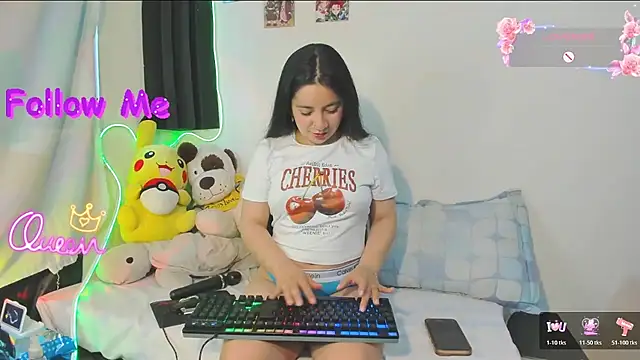 litle mily  online show from June 6, 2026, 9:53 pm