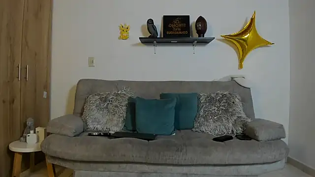 Snapshot of julian_wallace chatting on September 25, 2025, 2:12 pm julian wallace online show from September 25, 2025, 2:12 pm