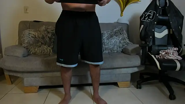 Snapshot of julian_wallace chatting on October 15, 2025, 6:05 pm julian wallace online show from October 15, 2025, 6:05 pm