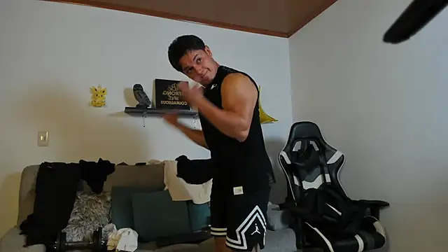 Snapshot of julian_wallace chatting on November 27, 2025, 6:08 pm julian wallace online show from November 27, 2025, 6:08 pm