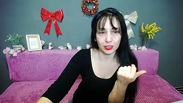 Snapshot of LiluGrants chatting on January 6, 2026, 7:18 pm LiluGrants online show from January 6, 2026, 7:18 pm