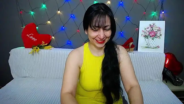 Snapshot of LiluGrants chatting on February 10, 2026, 7:13 pm LiluGrants online show from February 10, 2026, 7:13 pm