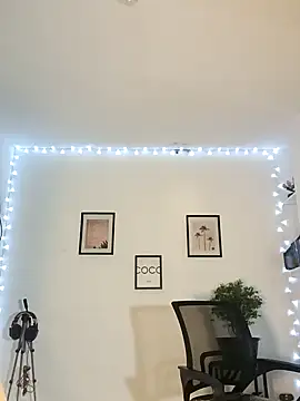 helena smith online show from December 20, 2024, 7:33 am