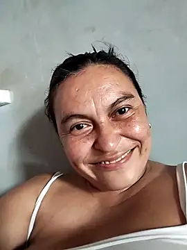 Snapshot of Horny-Mommy-Dirty chatting on November 4, 2025, 3:27 pm Horny-Mommy-Dirty online show from November 4, 2025, 3:27 pm