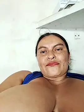 Snapshot of Horny-Mommy-Dirty chatting on November 10, 2025, 4:23 pm Horny-Mommy-Dirty online show from November 10, 2025, 4:23 pm